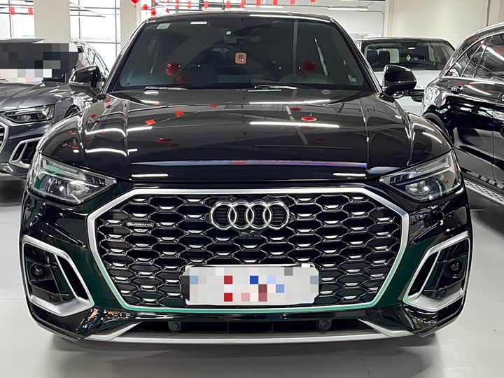 Фото 2 - Audi Q5L Sportback