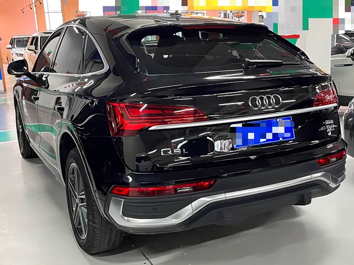 Фото 5 - Audi Q5L Sportback