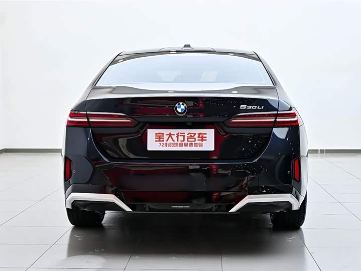 Фото 8 - BMW 5 Series