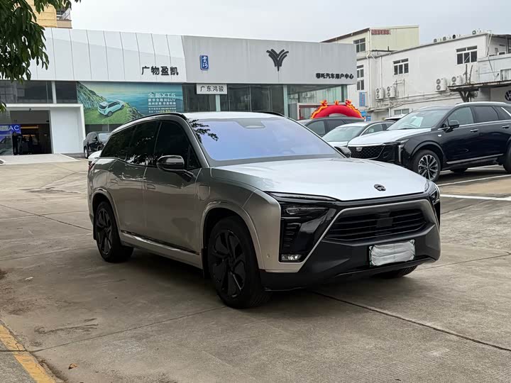 Фото 3 - Nio ES8