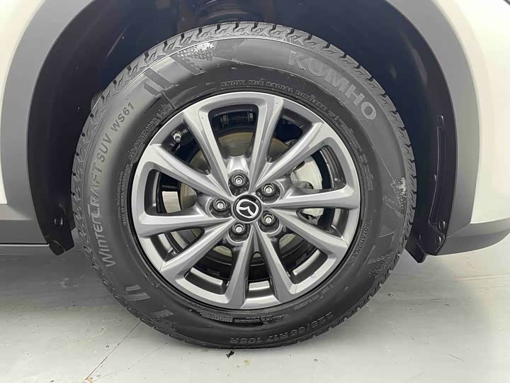 Photo 8 - Mazda CX-4