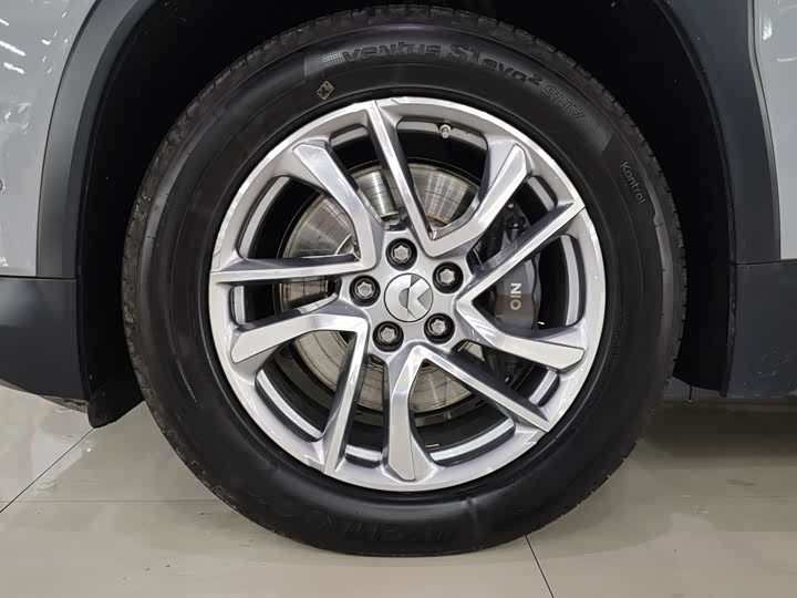 Фото 7 - Nio ES6