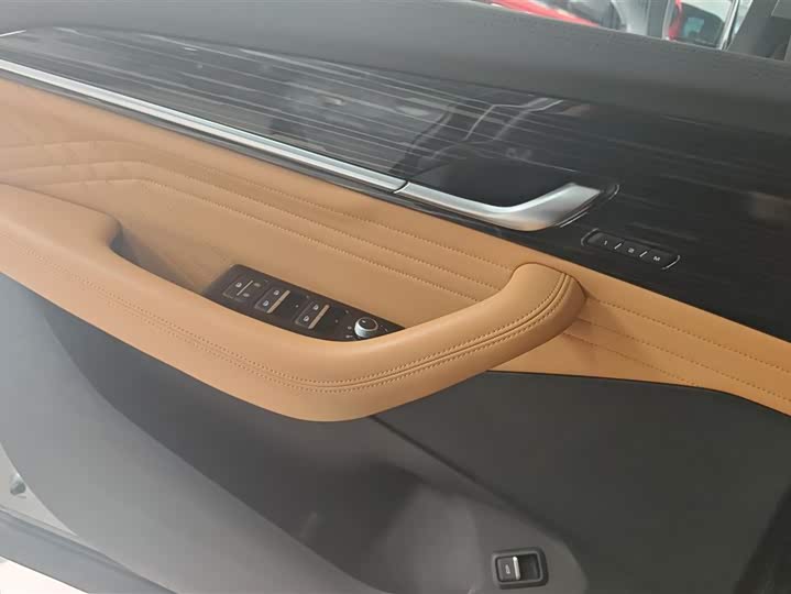 Фото 7 - Geely Monjaro Thor Hybrid