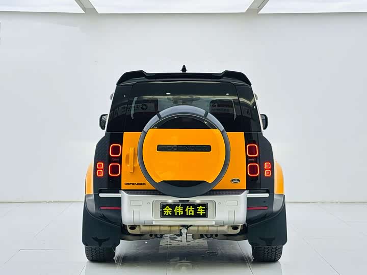 Фото 6 - Land Rover Defender