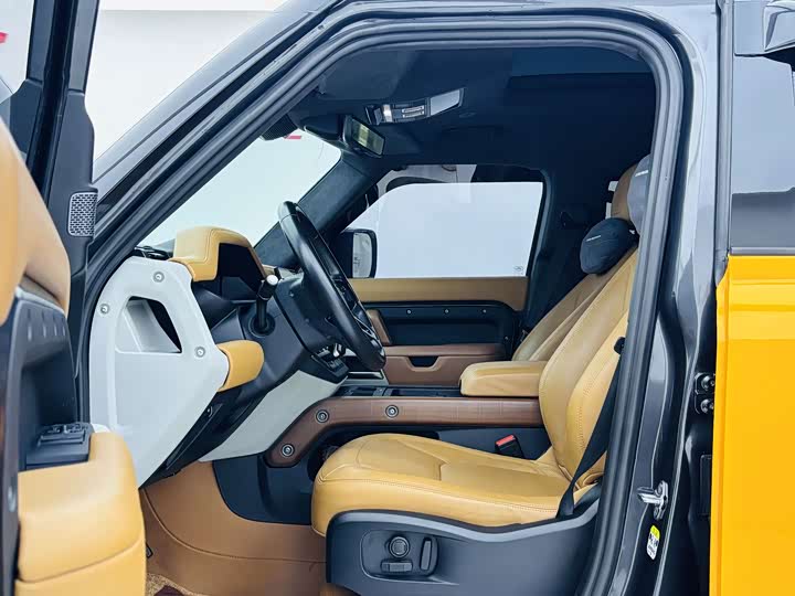 Фото 8 - Land Rover Defender