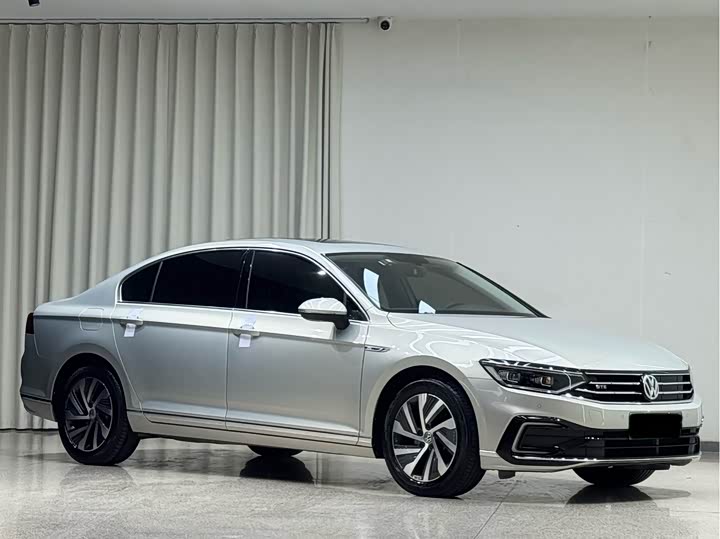 Фото 3 - Volkswagen Magotan GTE Hybrid