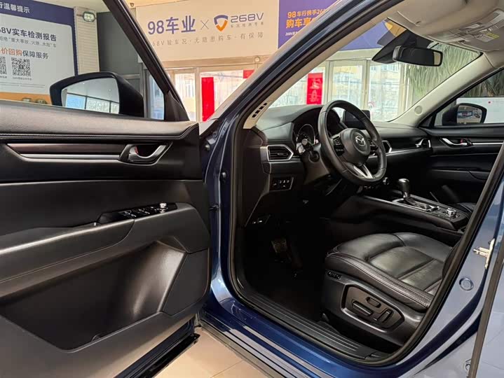 Фото 8 - Mazda CX-5