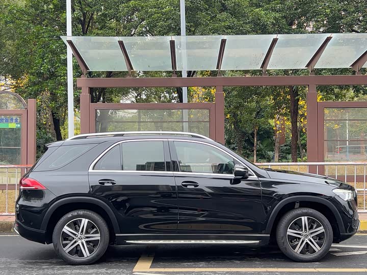 Фото 8 - Mercedes-Benz GLE-Class