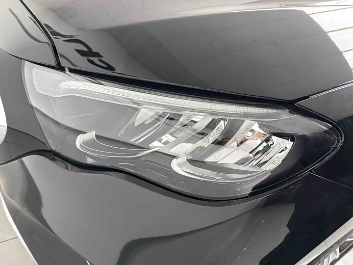 Фото 8 - Mercedes-Benz E-Class