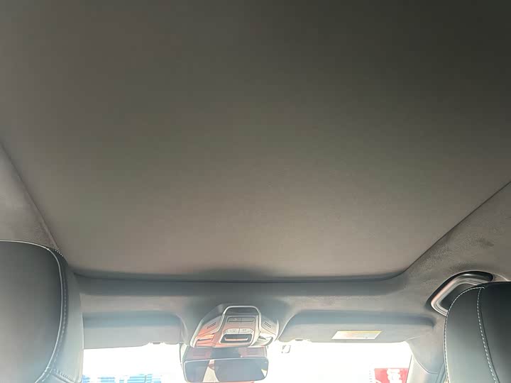 Фото 8 - Geely Preface