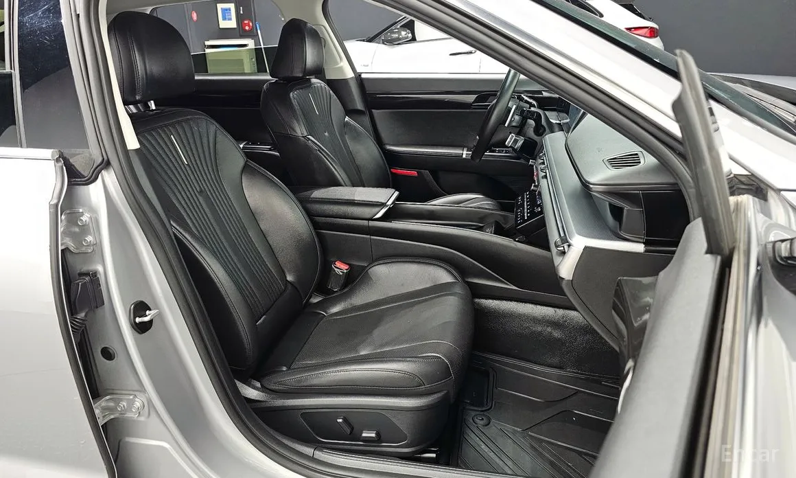 Фото 10 - Hyundai Grandeur