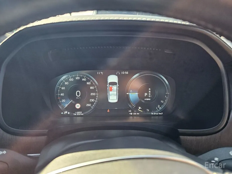 Фото 11 - Volvo S90