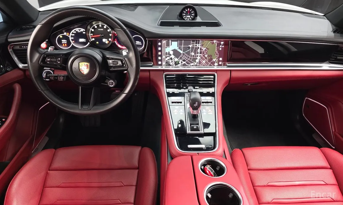 Фото 7 - Porsche Panamera