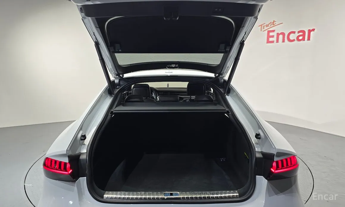 Фото 20 - Audi A7