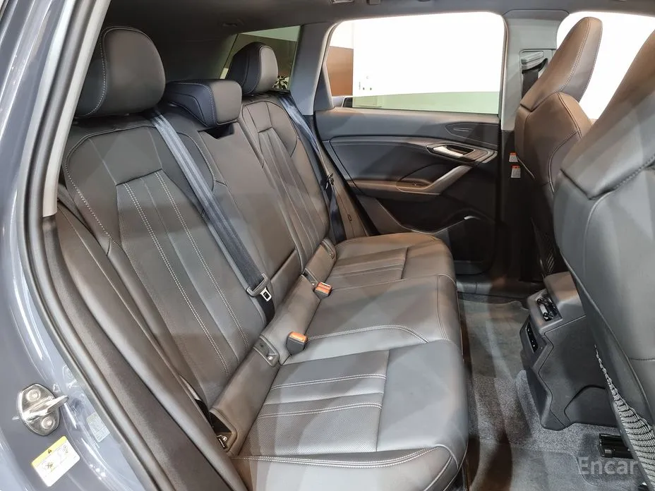 Фото 12 - Audi Q6 e-tron