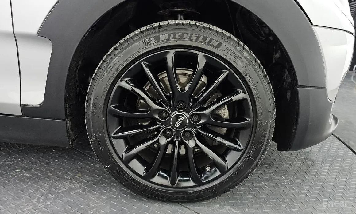 Фото 5 - Mini Clubman