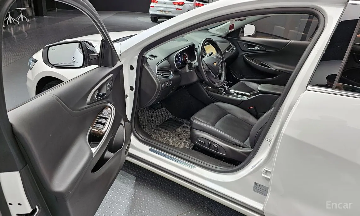 Фото 11 - Chevrolet Malibu