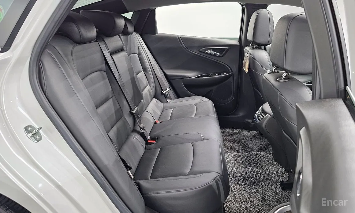 Фото 12 - Chevrolet Malibu