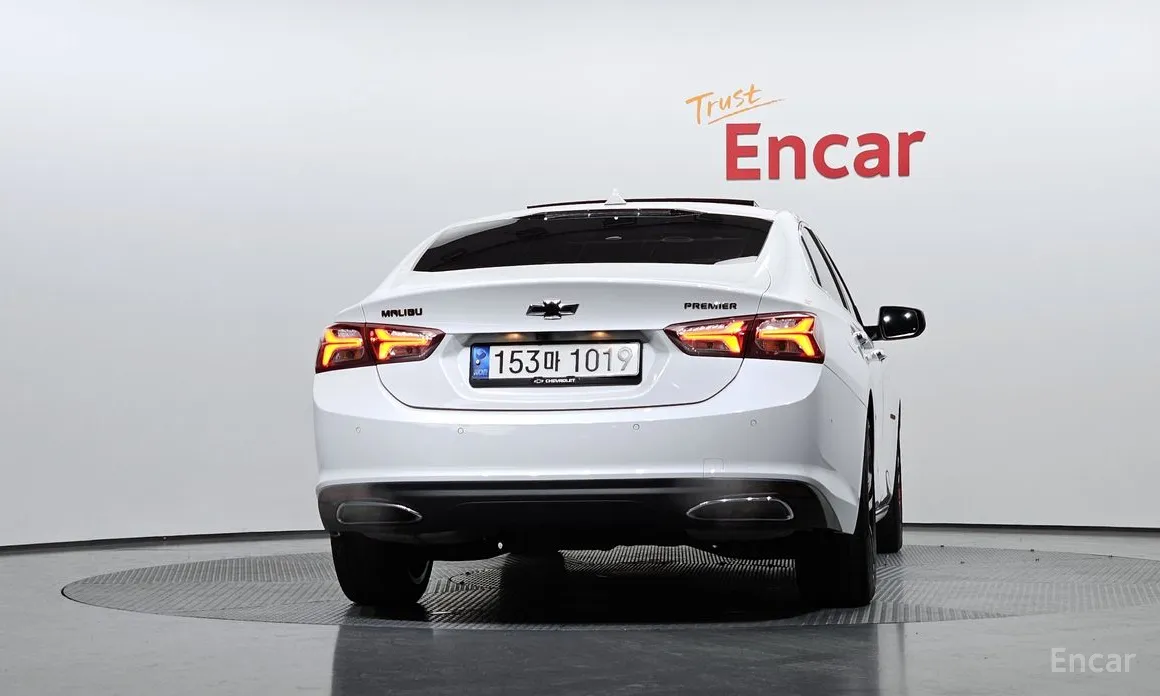 Фото 4 - Chevrolet Malibu