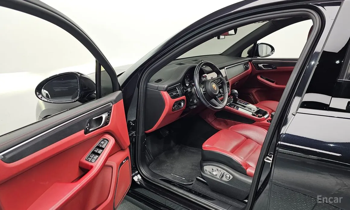 Фото 11 - Porsche Macan