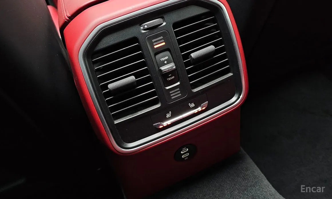 Фото 17 - Porsche Macan