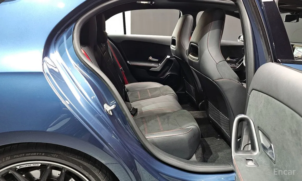 Фото 12 - Mercedes-Benz A-Class