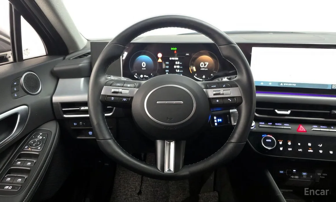 Фото 13 - Hyundai Sonata