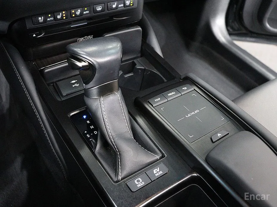 Lexus ES 2018 Executive