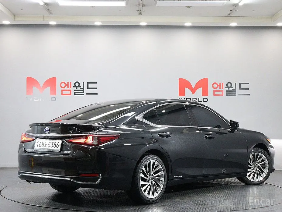 Lexus ES 2018 Executive