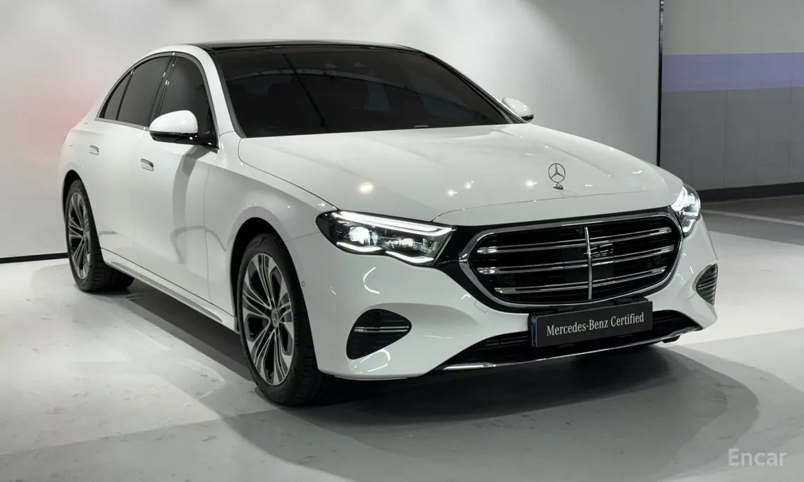 Фото 2 - Mercedes-Benz E-Class