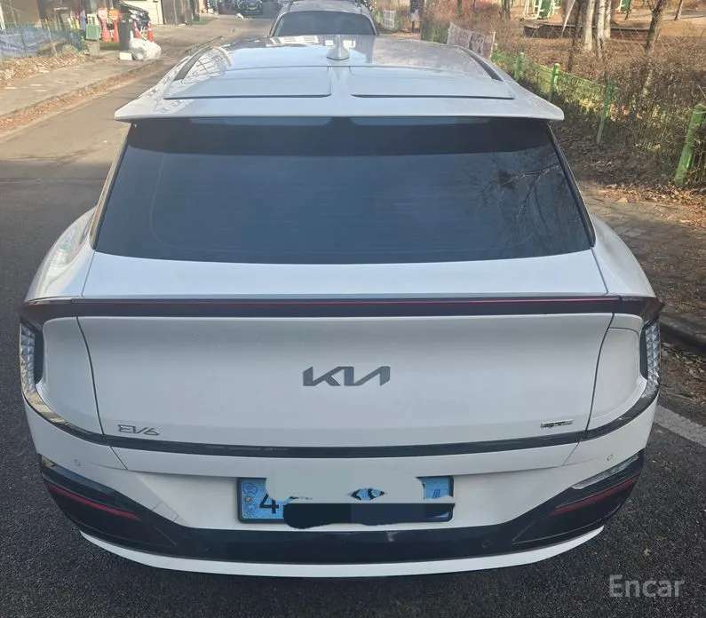 Фото 4 - Kia EV6