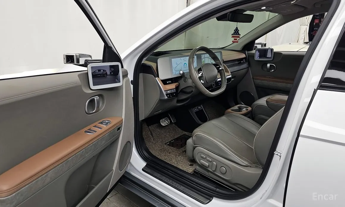 Photo 10 - Hyundai Ioniq 5