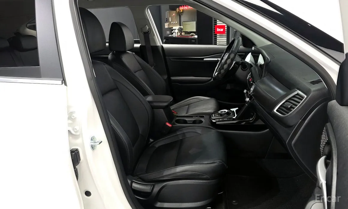 Фото 11 - Kia Seltos