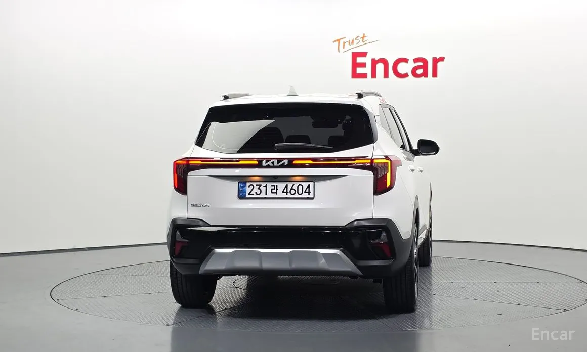 Фото 4 - Kia Seltos