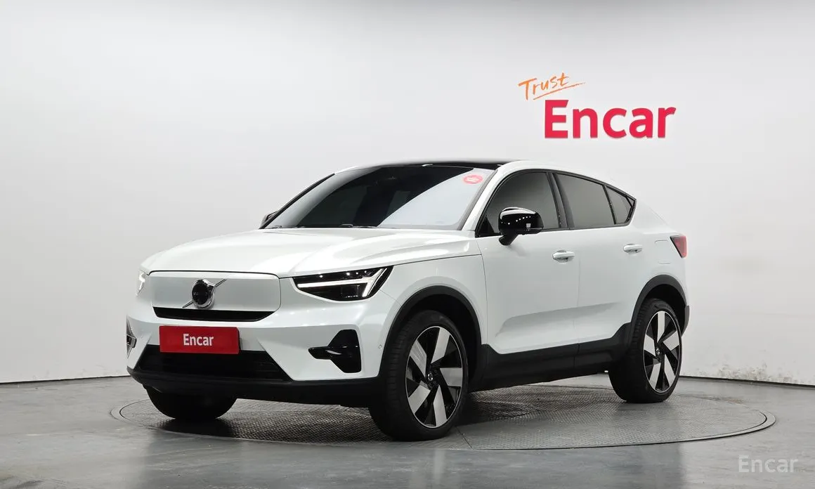 Фото 1 - Volvo C40