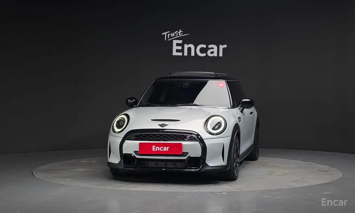 Фото 3 - Mini Cooper