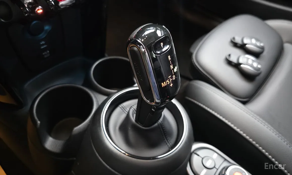 Фото 9 - Mini Cooper