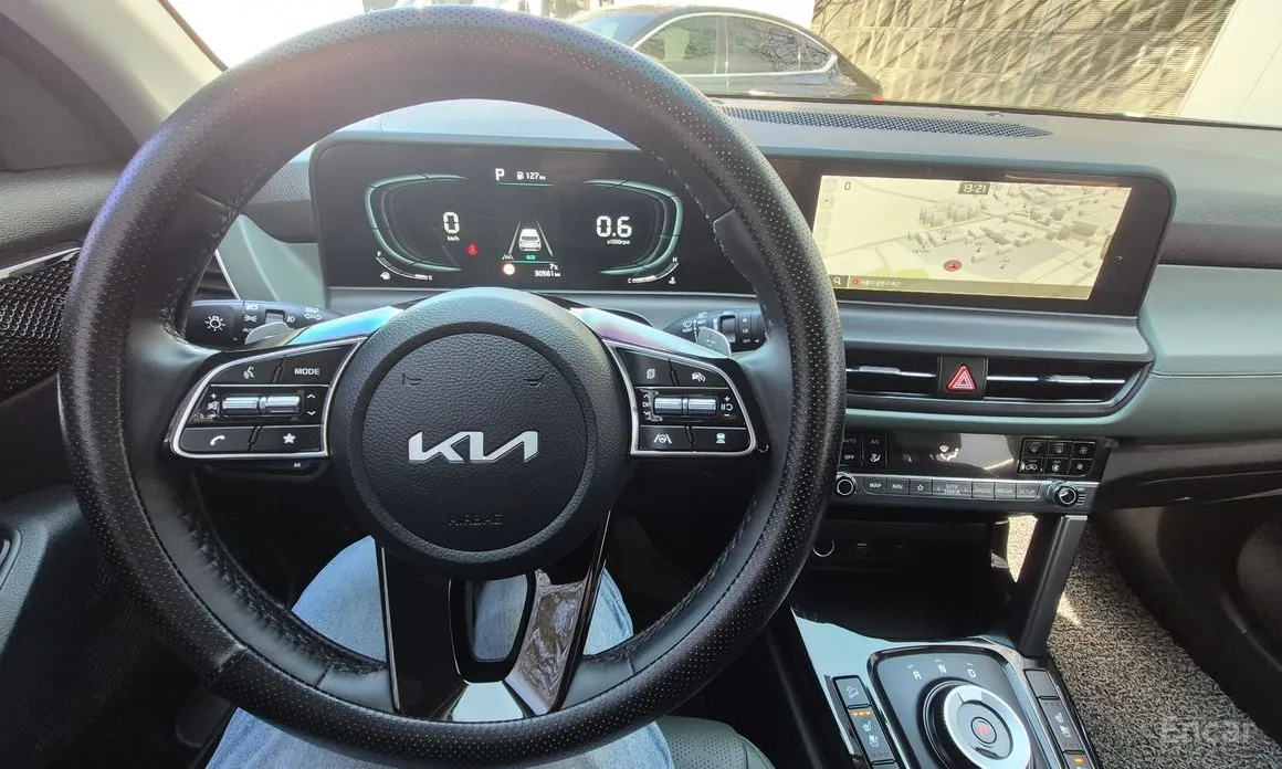 Фото 11 - Kia Seltos