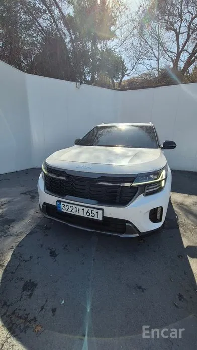 Фото 3 - Kia Seltos