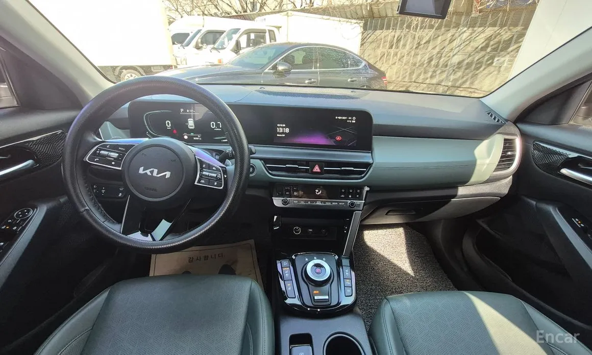 Фото 7 - Kia Seltos