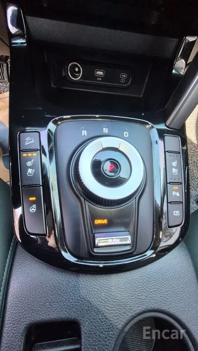 Фото 9 - Kia Seltos