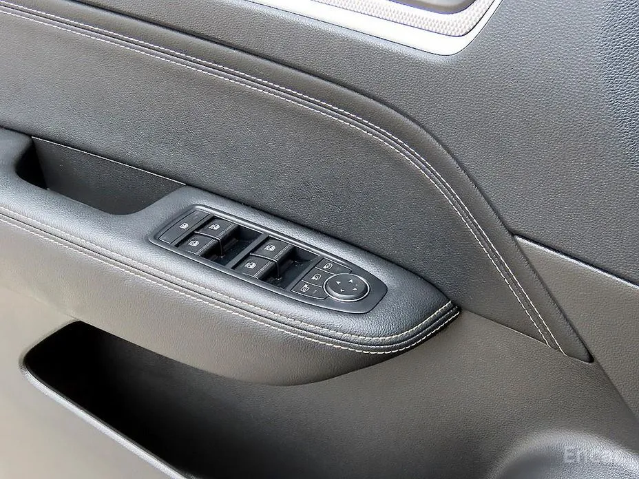 Фото 12 - Renault Arkana