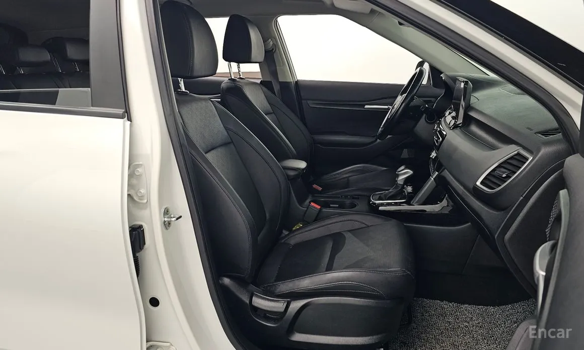 Фото 10 - Kia Seltos