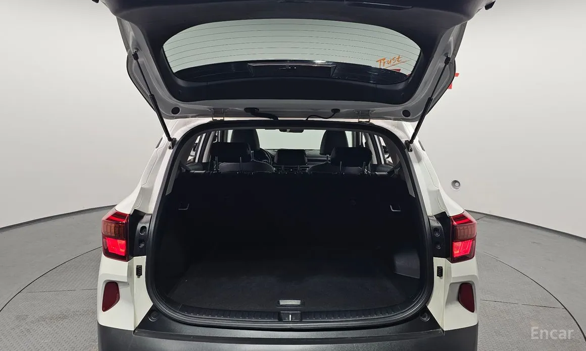 Фото 20 - Kia Seltos