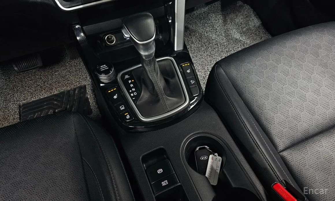 Фото 9 - Kia Seltos