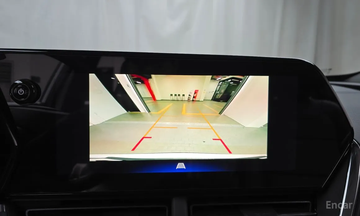 Photo 15 - Chevrolet Trax