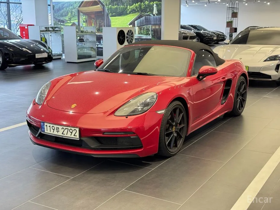 Фото 2 - Porsche 718