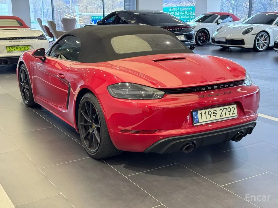 Фото 3 - Porsche 718