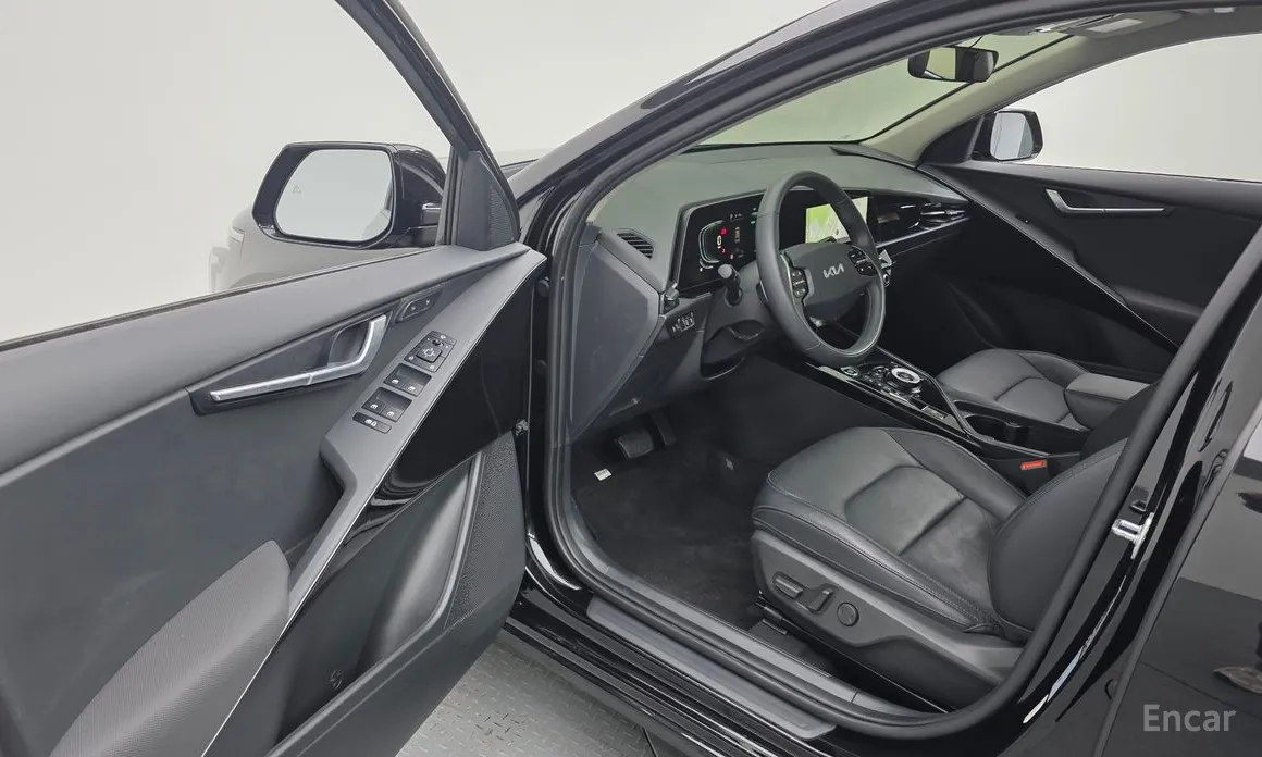 Фото 10 - Kia Niro