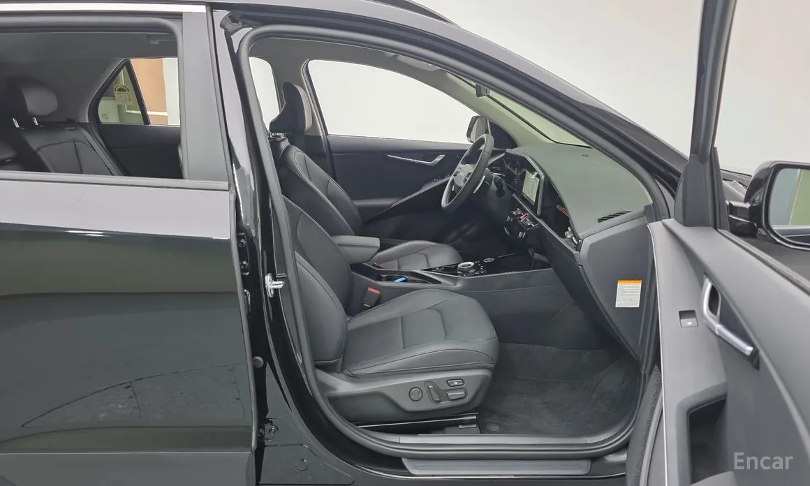 Фото 11 - Kia Niro